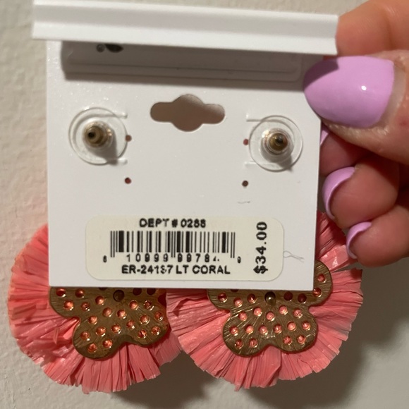 Aqua peach/salmon colored flower drop earrings - Picture 4 of 4